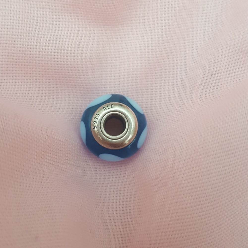 Pandora Blue Heart Charm - Picture 3 of 6